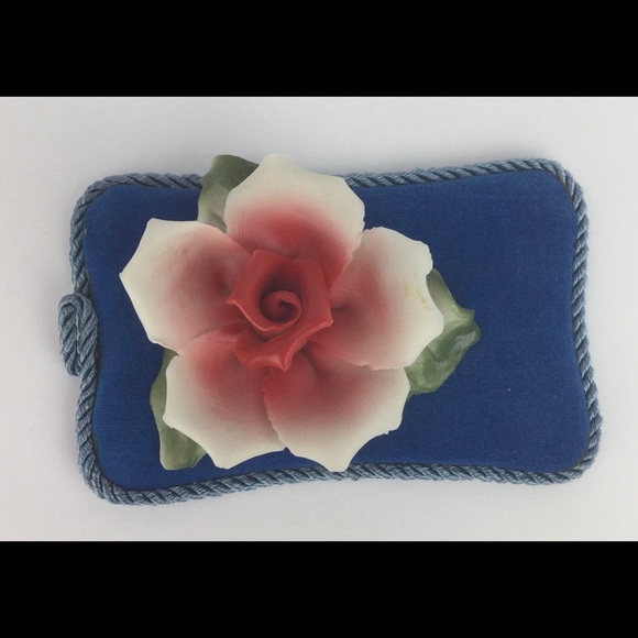 Capodimonte flowers. Excellent condition vintage - Picture 5 of 8